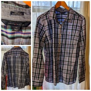 Tommy Hilfiger ladies long sleeve blouse
